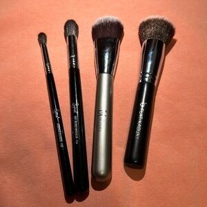 Makeup brush bundle! Sigma! It cosmetics! Foundation & concealer brushes!